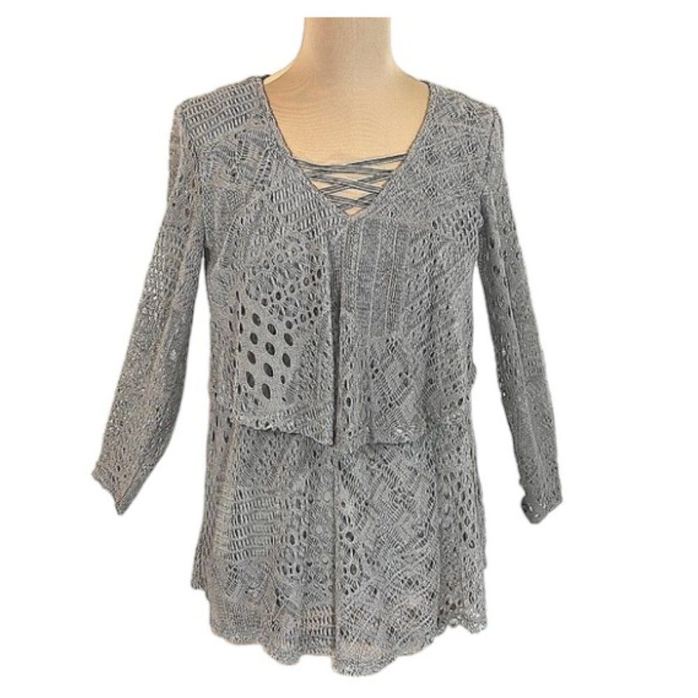 Skye's the Limit Gray Crochet Layered Tunic Top Medium